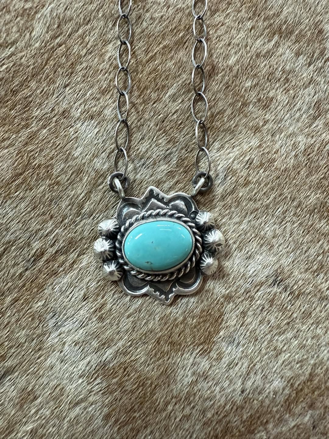Dainty Kingman Single Stone Necklace